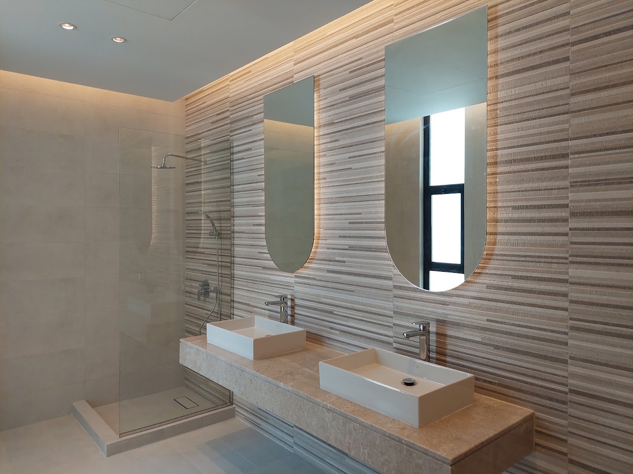 property 4023 image 2