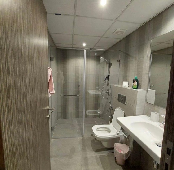 property 4204 image 0