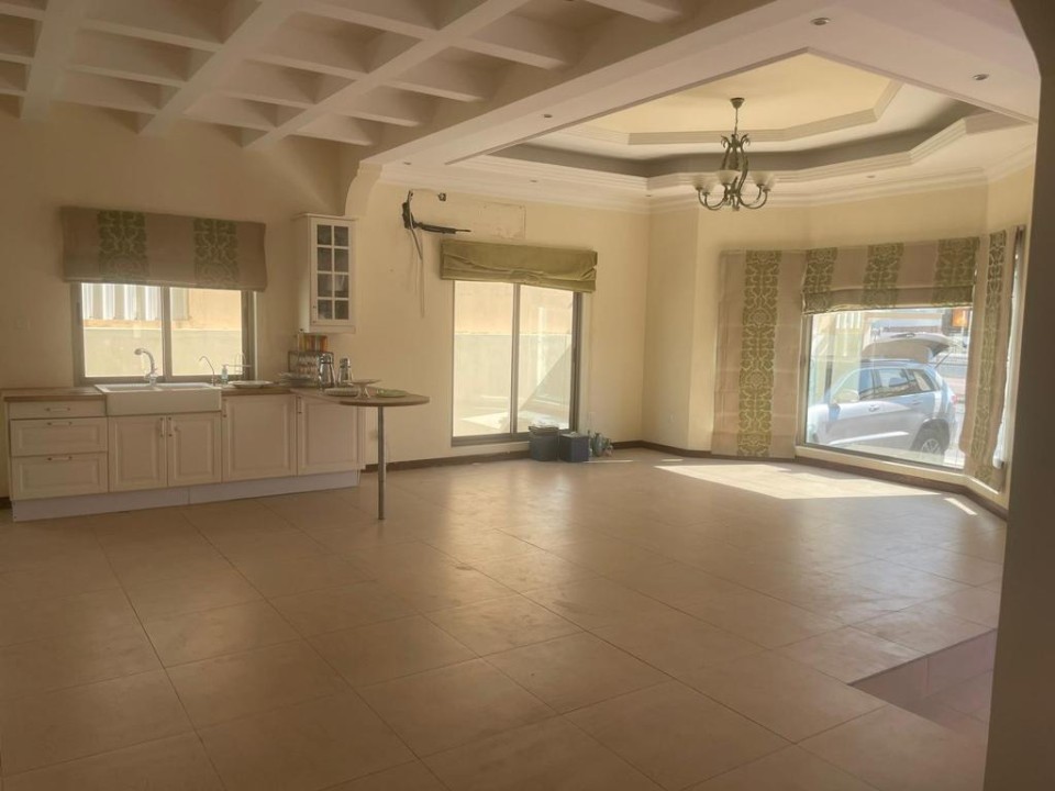property 4225 image 3
