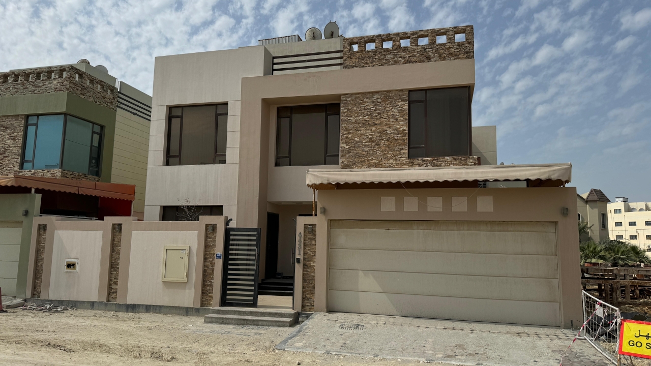 property 4263 image 0