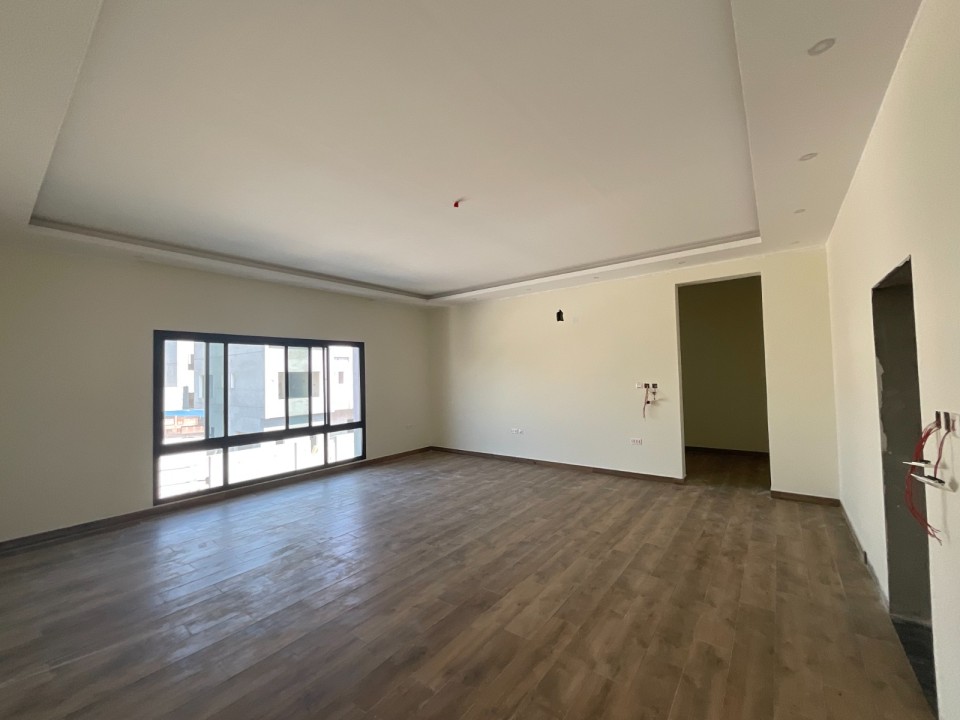 property 4326 image 0