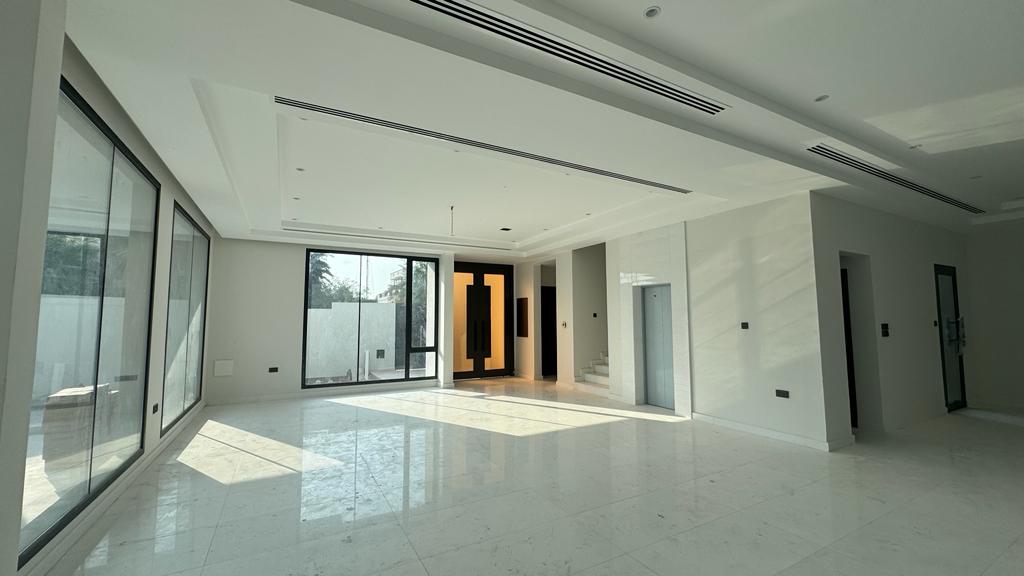 property 4344 image 0
