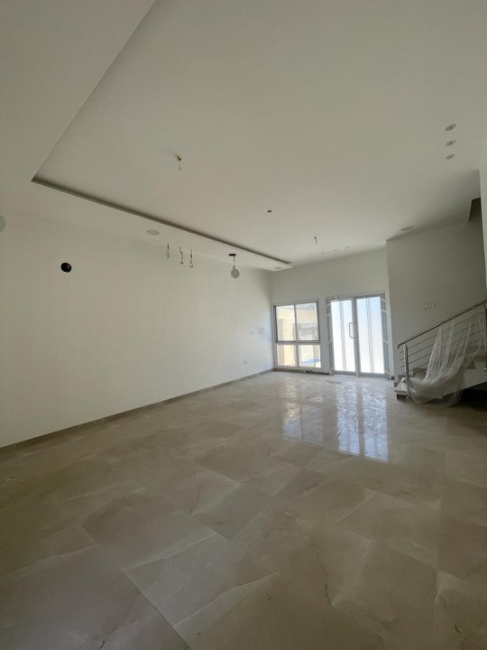 property 4433 image 2