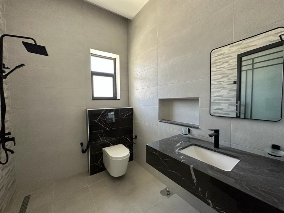 property 4466 image 3