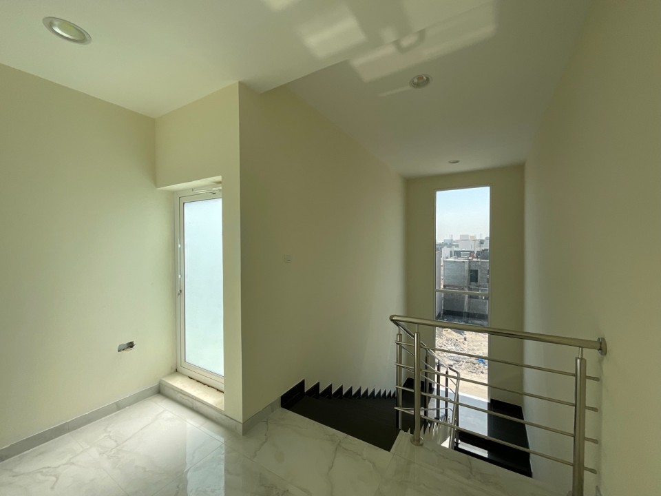 property 4602 image 3