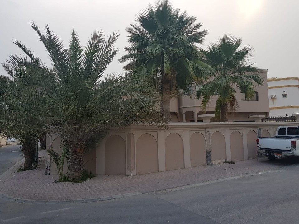 property 4612 image 0