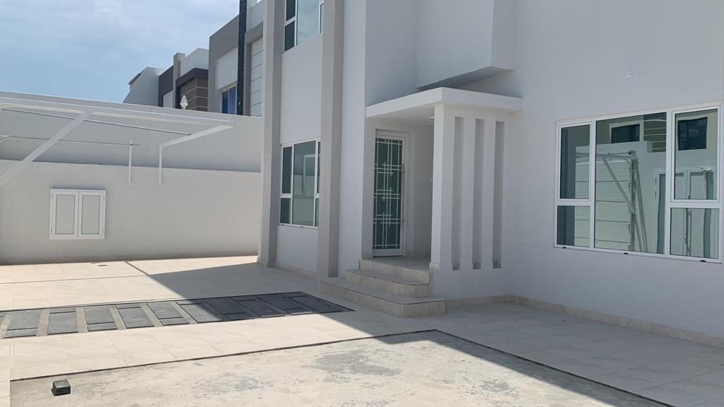 property 4652 image 3