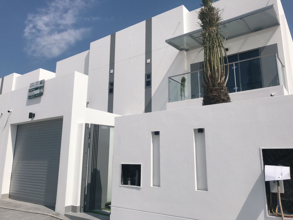 property 4712 image 1