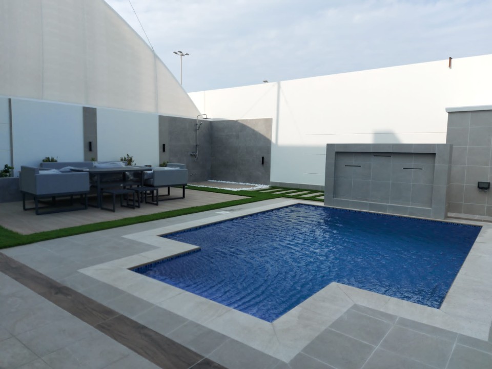 property 4712 image 2