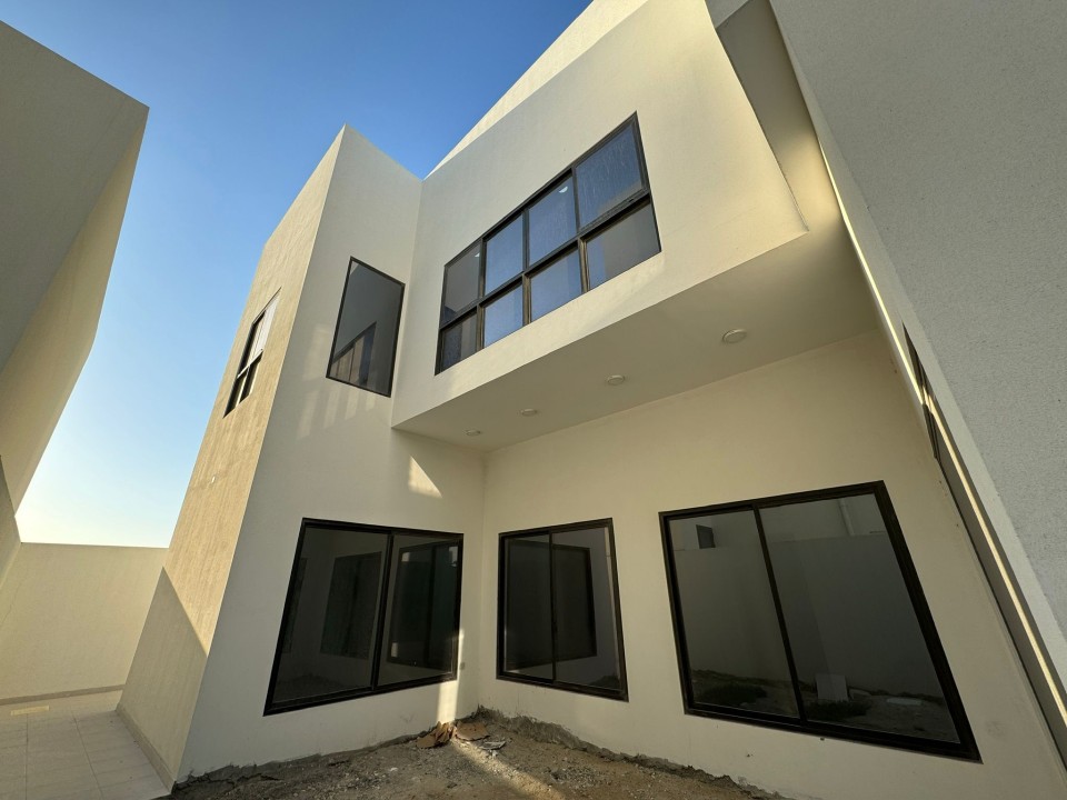 property 4977 image 3