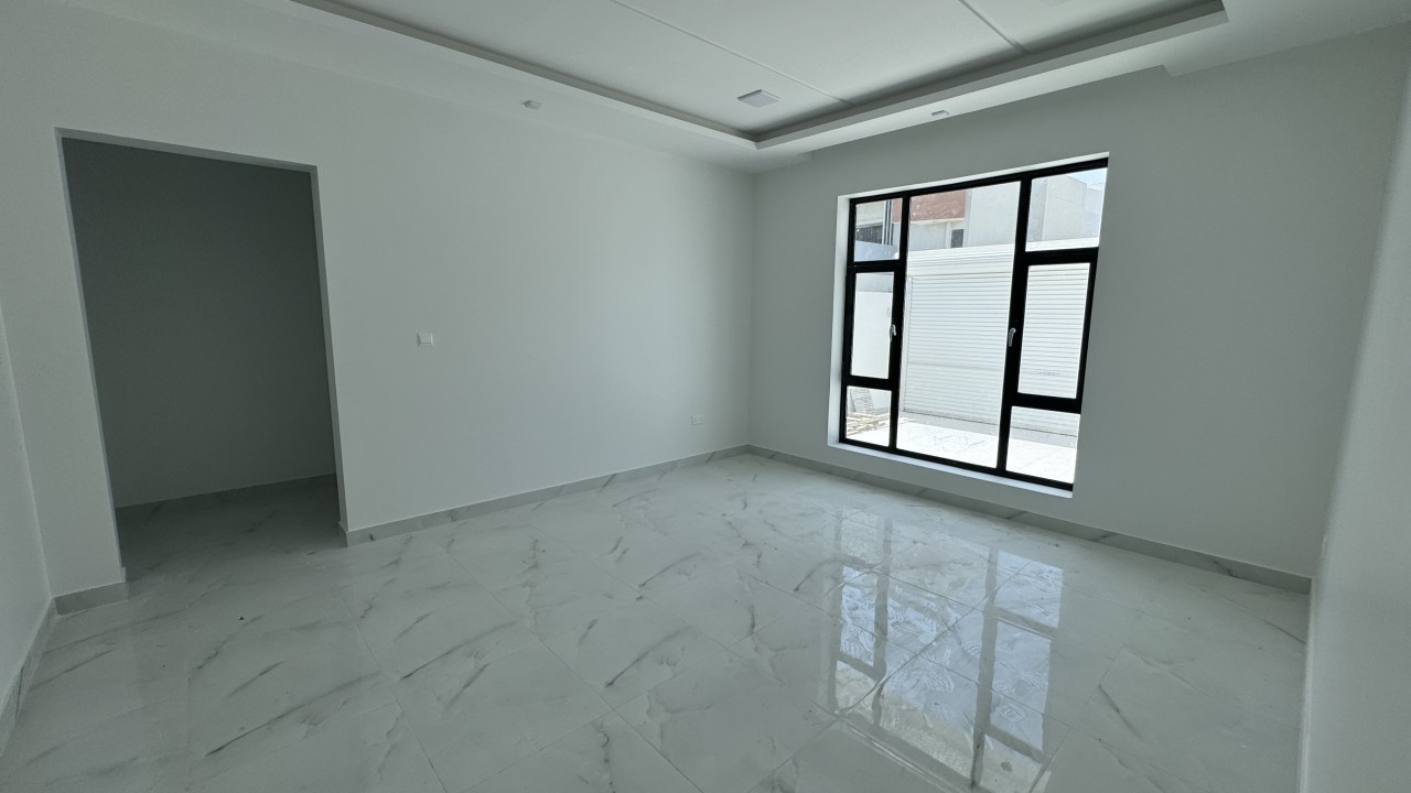property 5161 image 1
