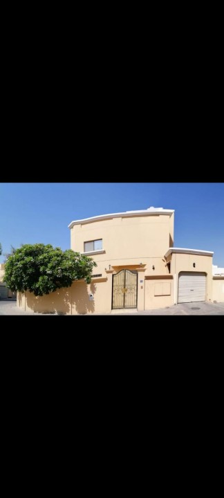 property 5213 image 0