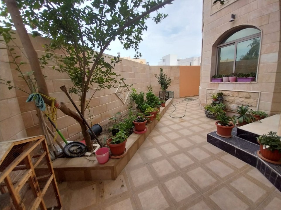 property 5330 image 1