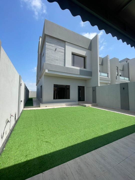 property 5525 image 4