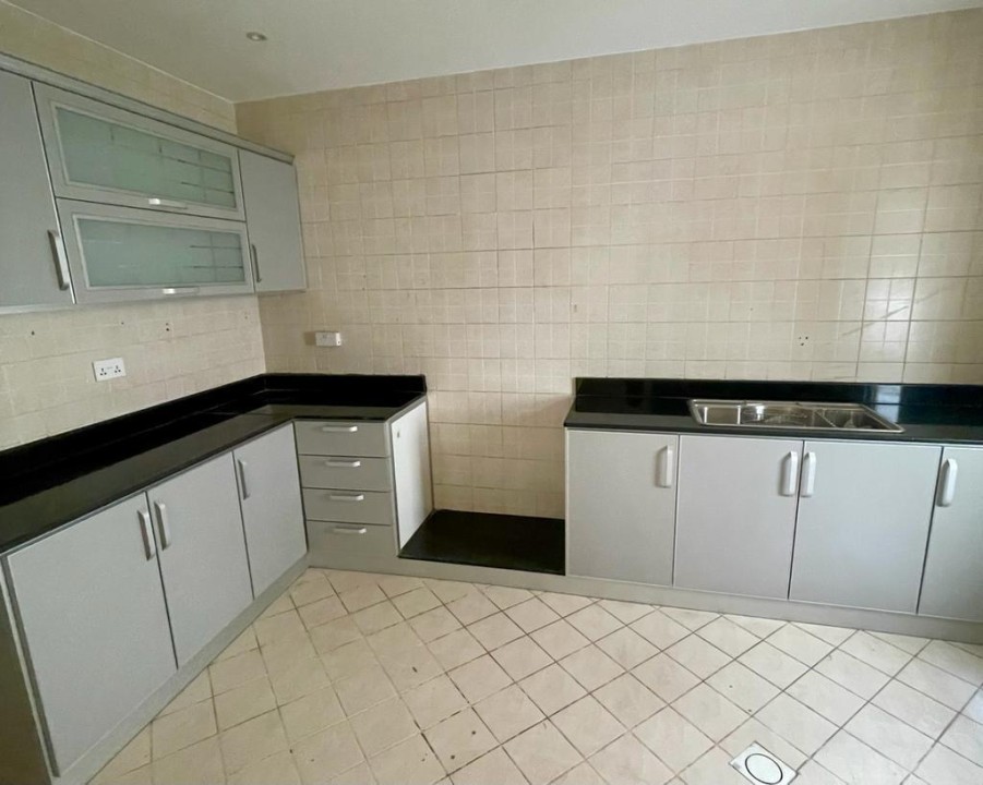 property 5610 image 5