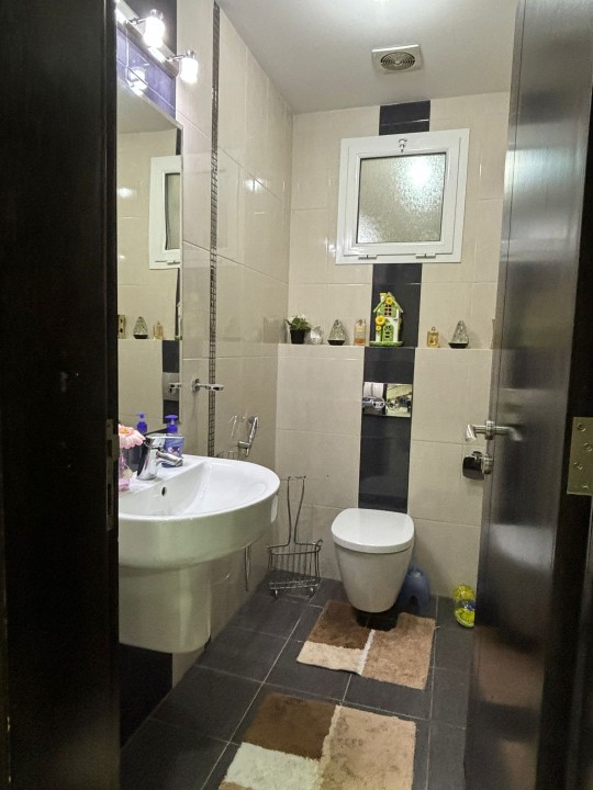 property 5612 image 5