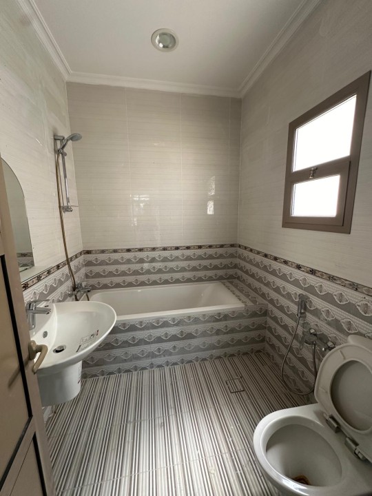 property 5874 image 5