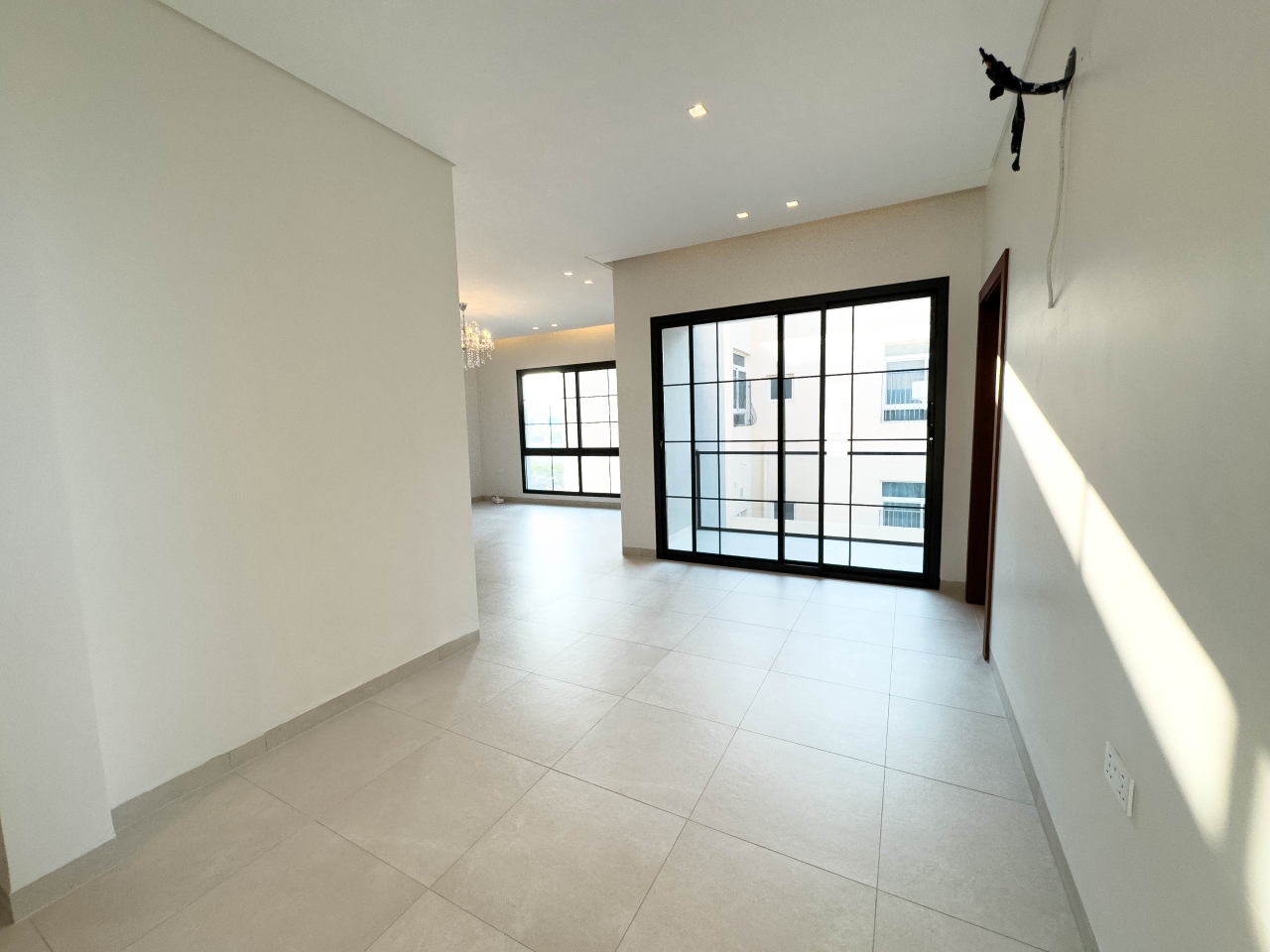 property 6350 image 8