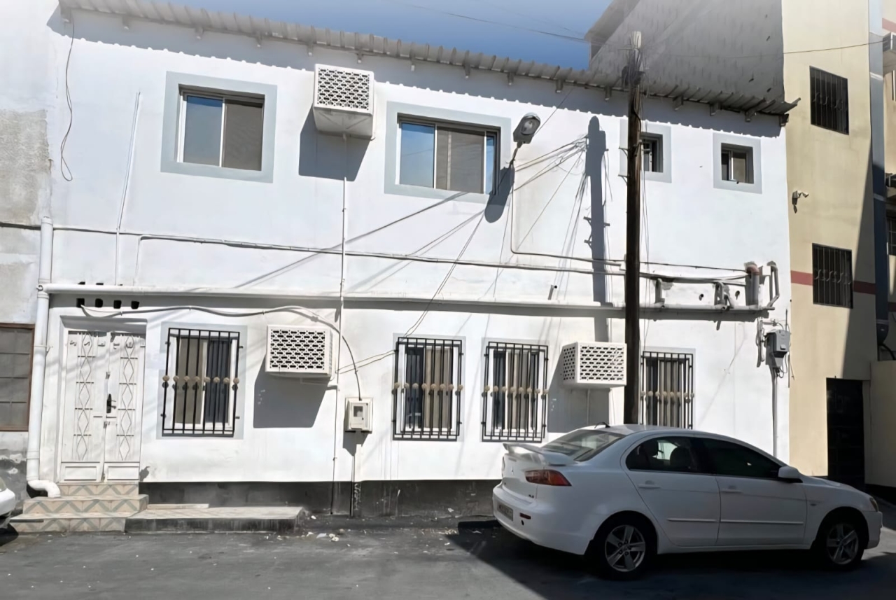 property 7077 image 0