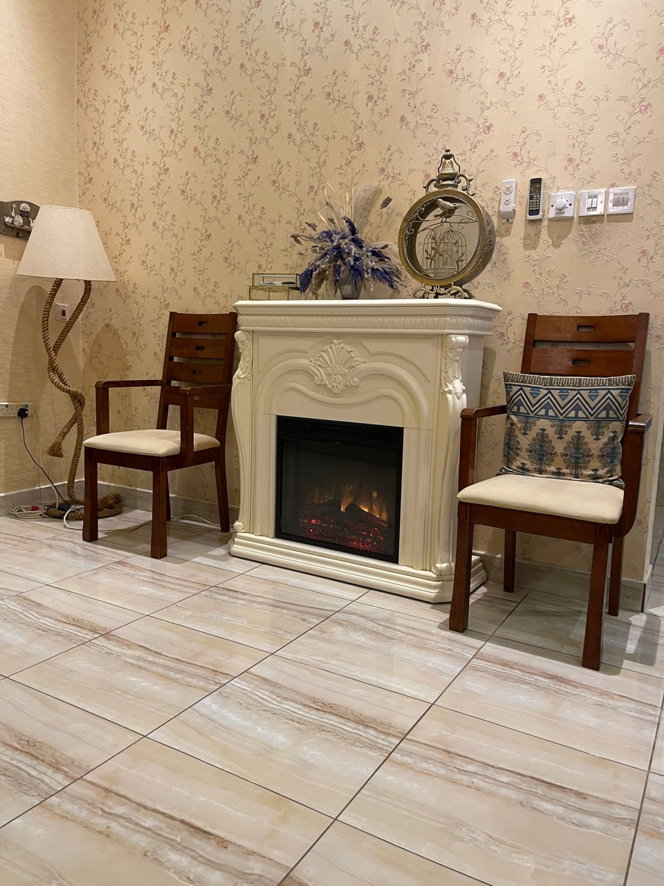 property 7090 image 3