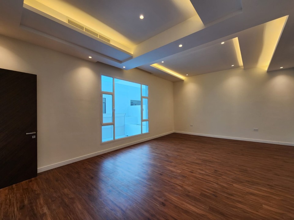 property 7105 image 9
