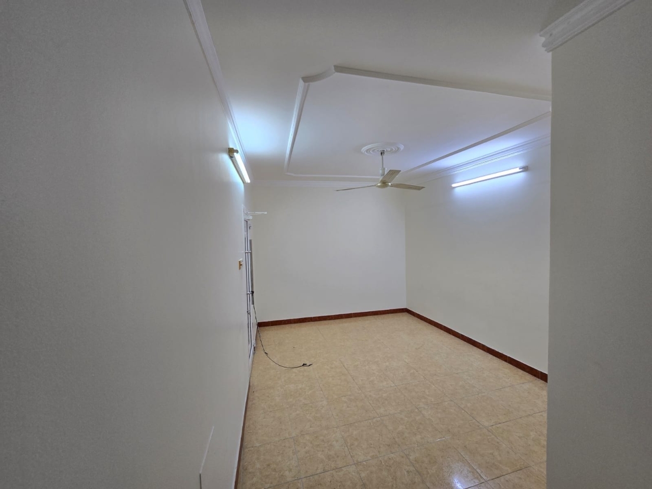 property 7152 image 3