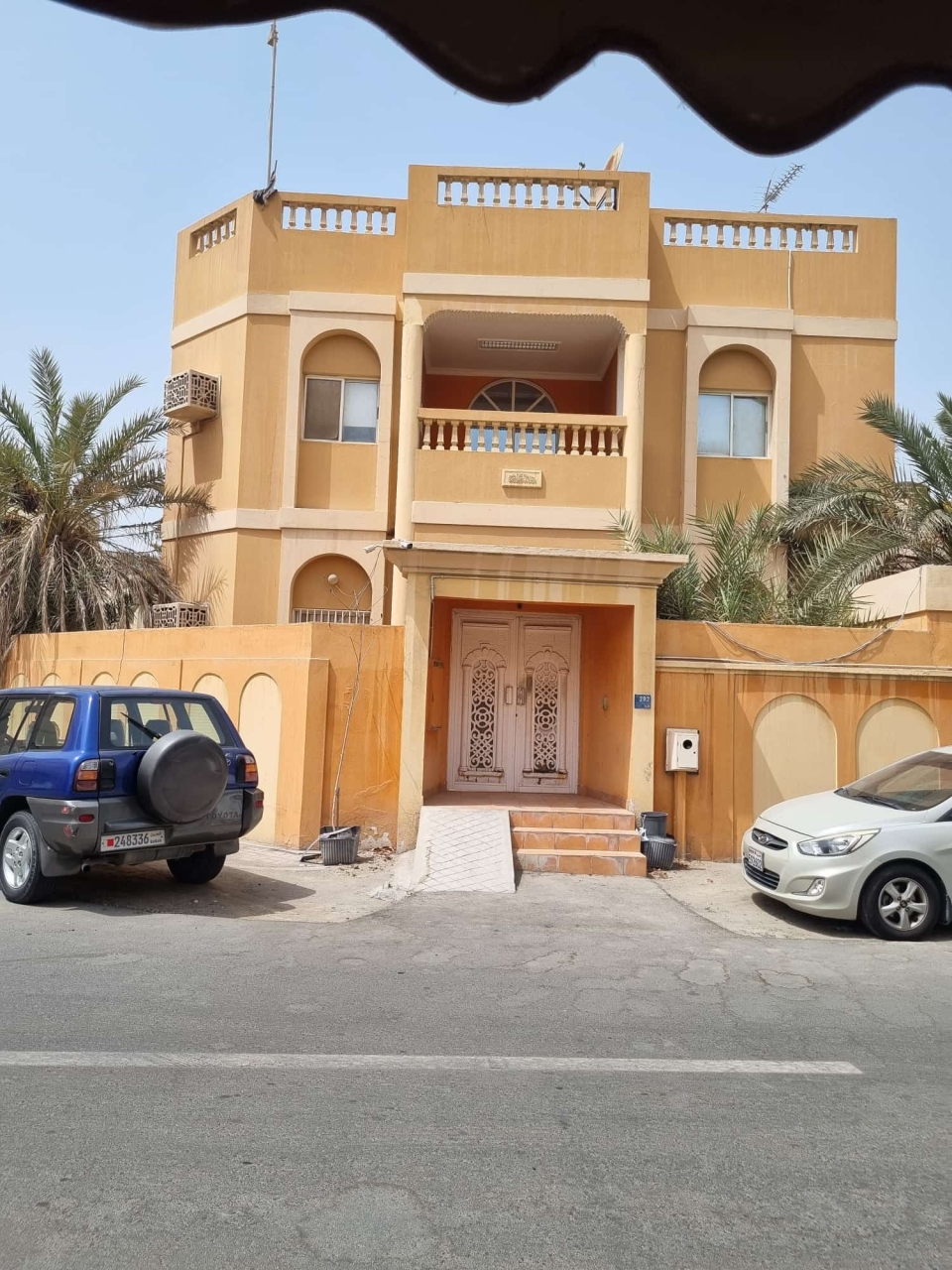 property 7153 image 0