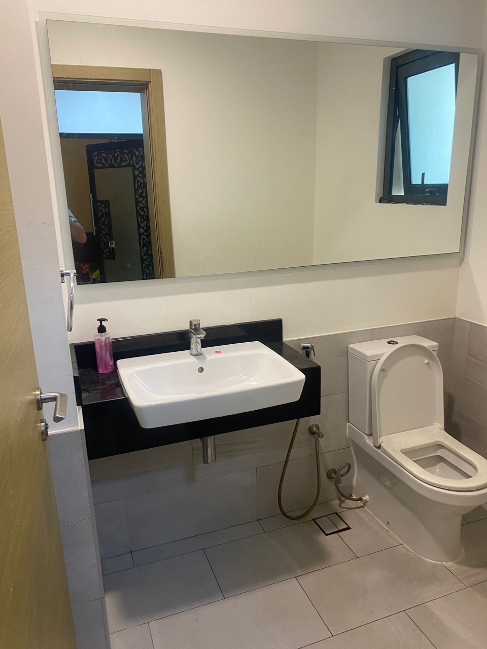 property 7164 image 4