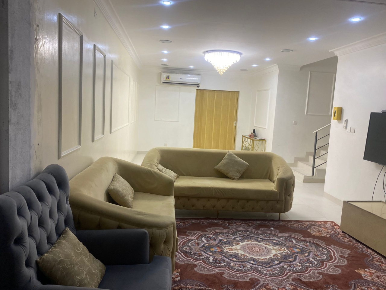 property 7164 image 1