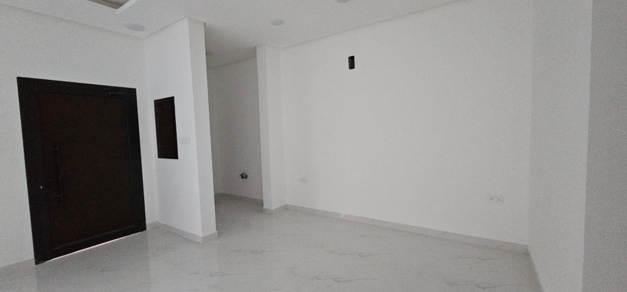 property 7168 image 1