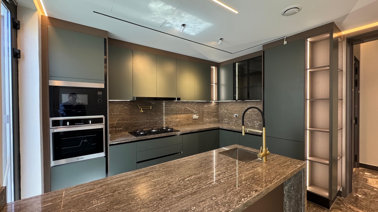 property 7221 image 2