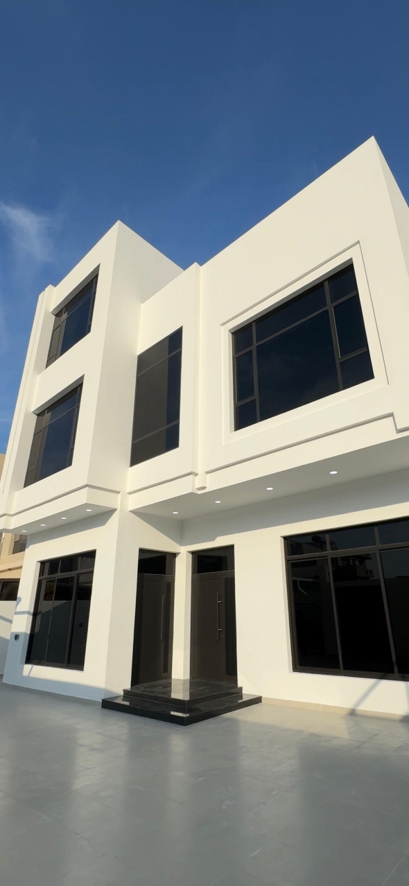 property 7352 image 1