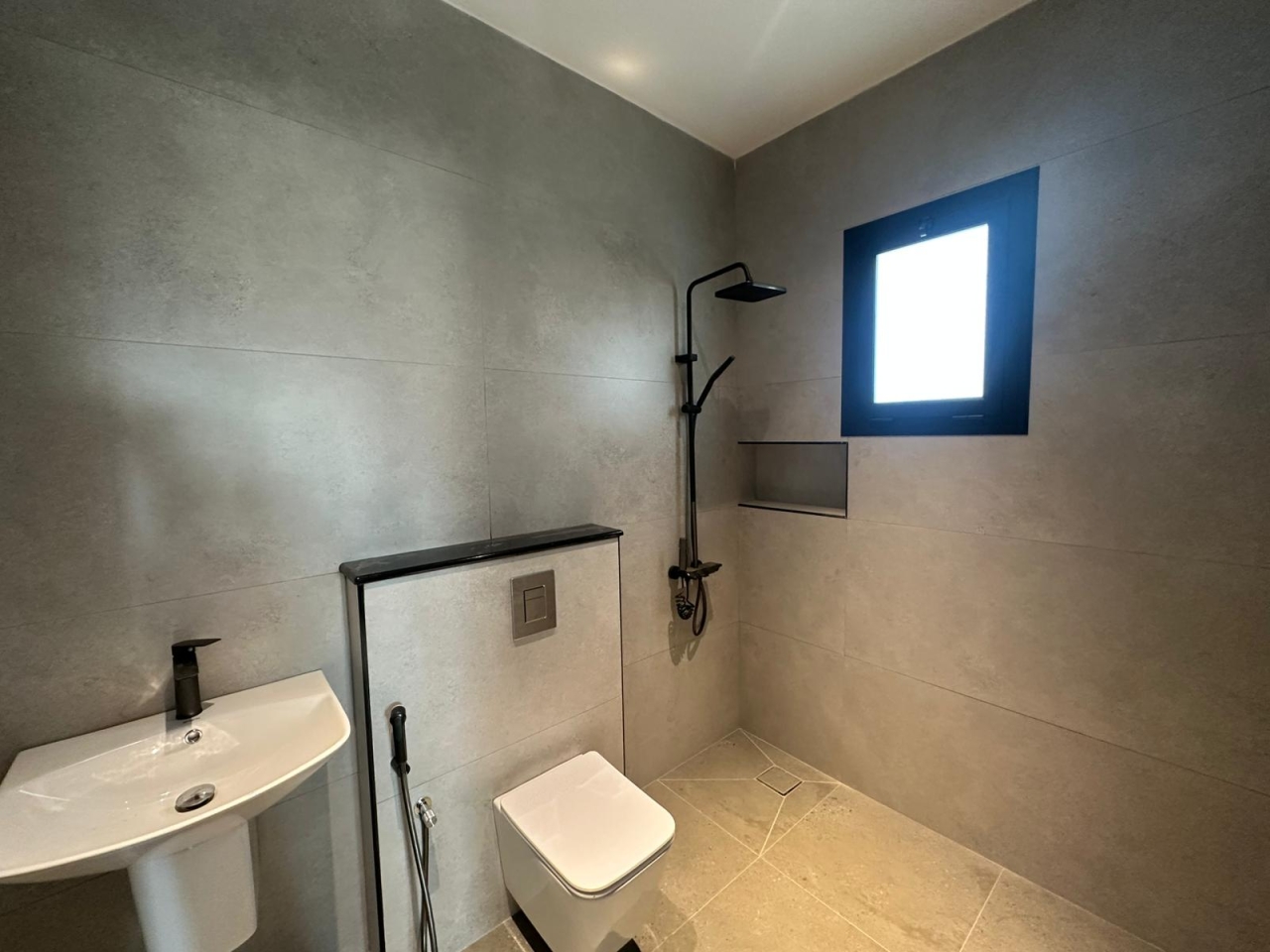 property 7378 image 3
