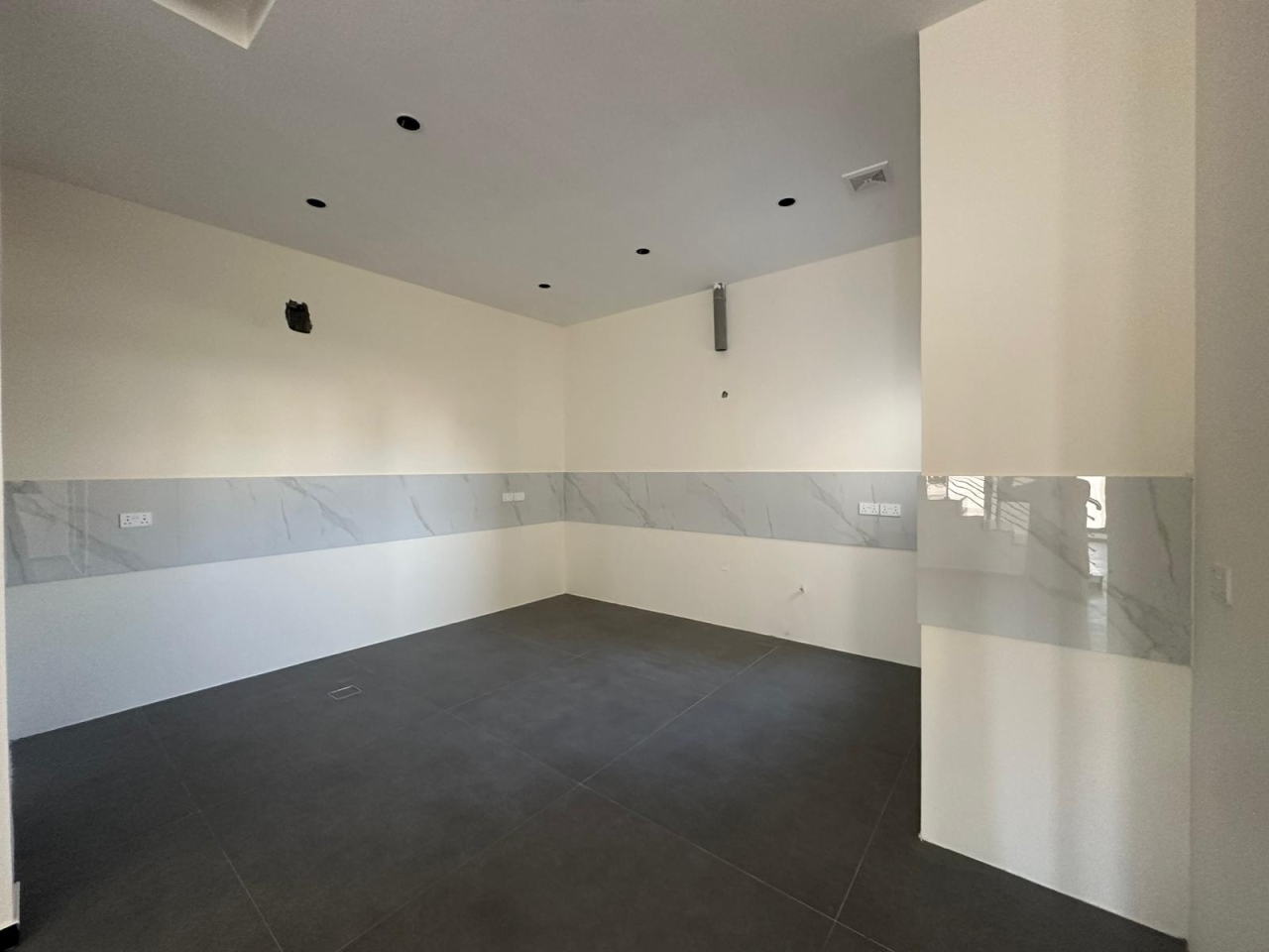 property 7378 image 4
