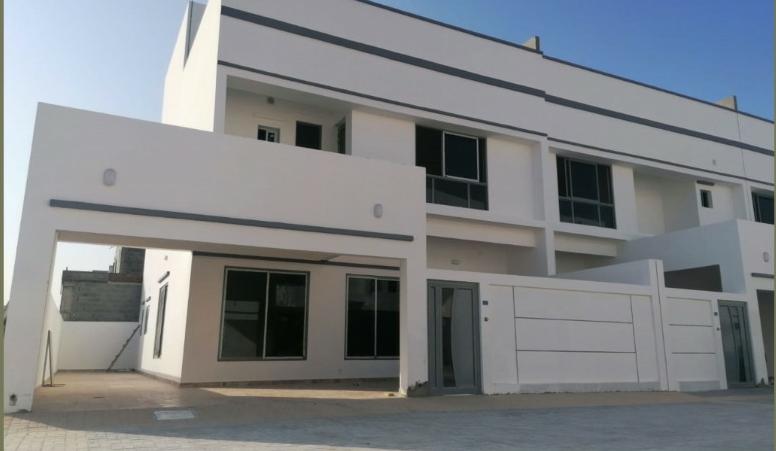 property 7430 image 0