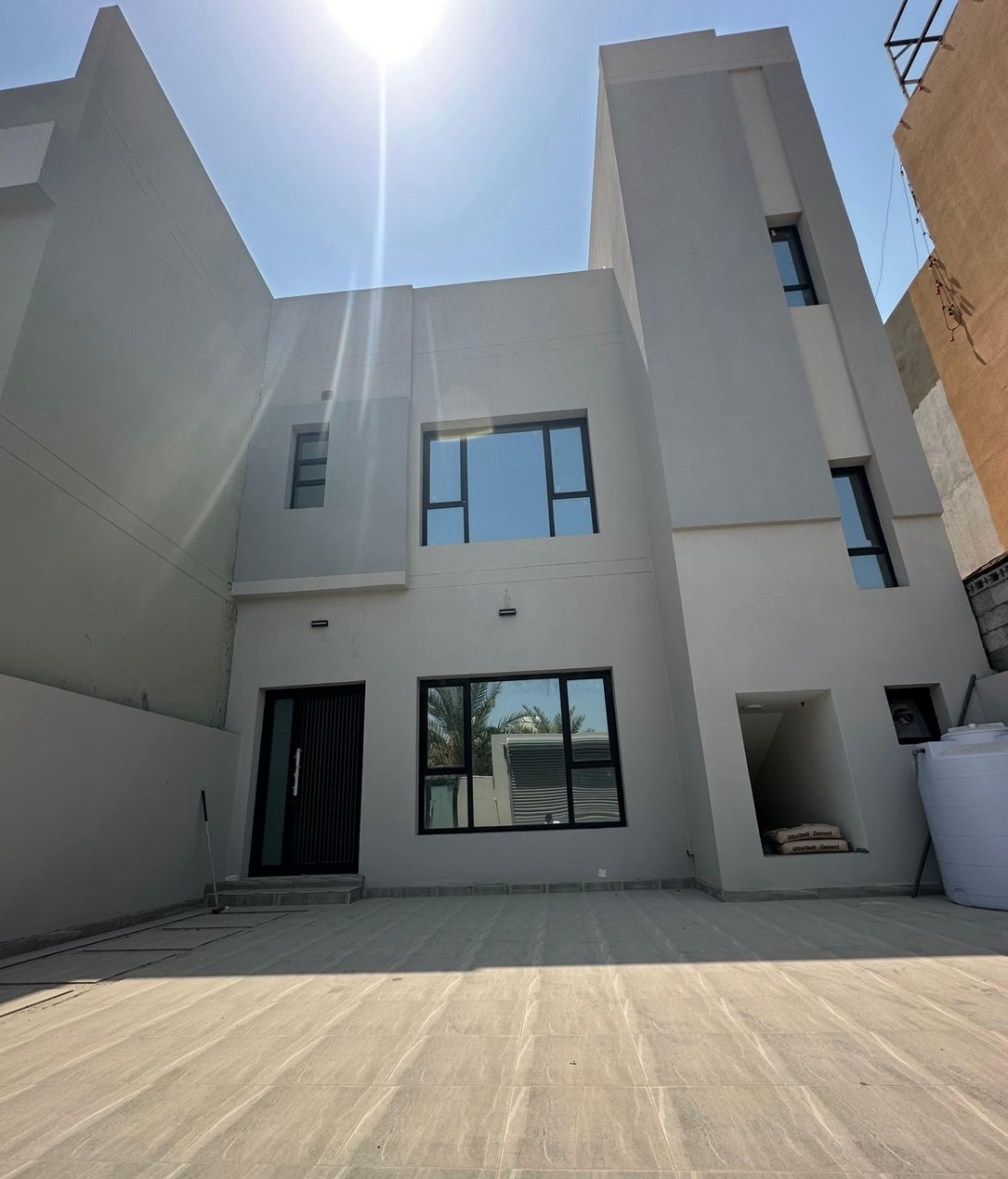 property 7440 image 0