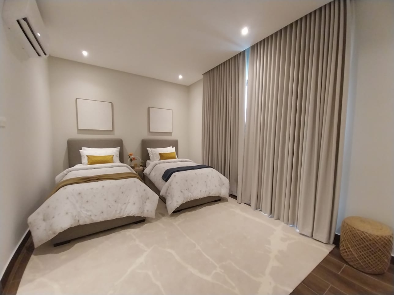 property 7467 image 3