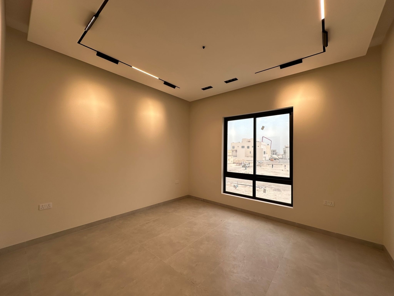 property 7470 image 5