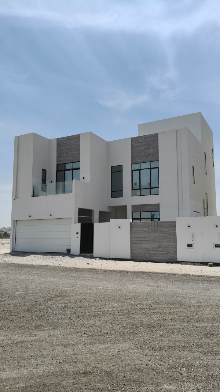 property 7482 image 0