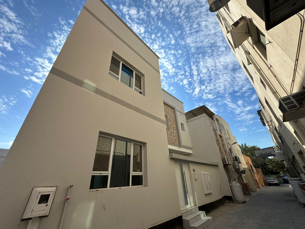 property 7497 image 0