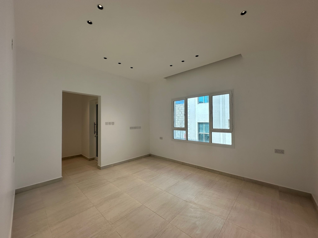 property 7497 image 4