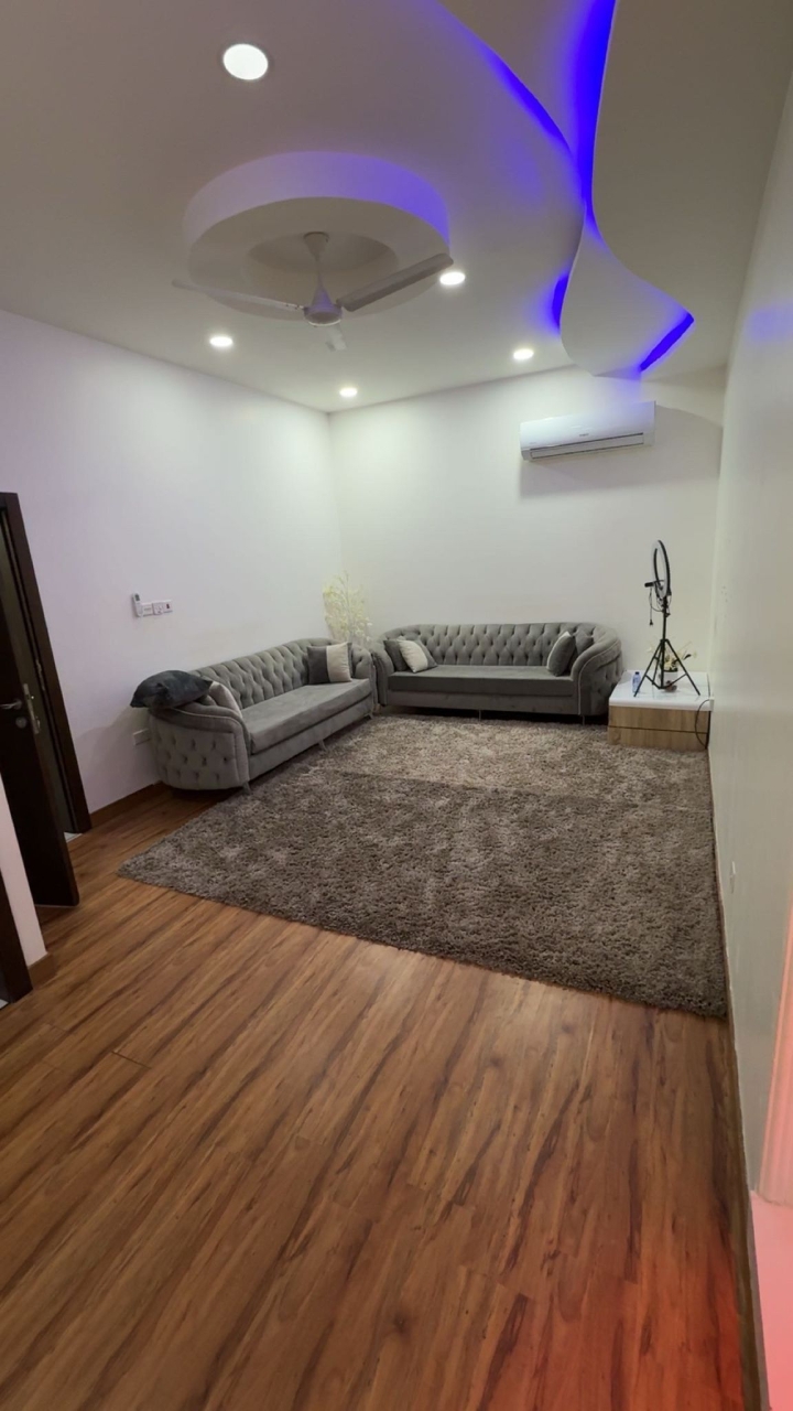 property 7514 image 4