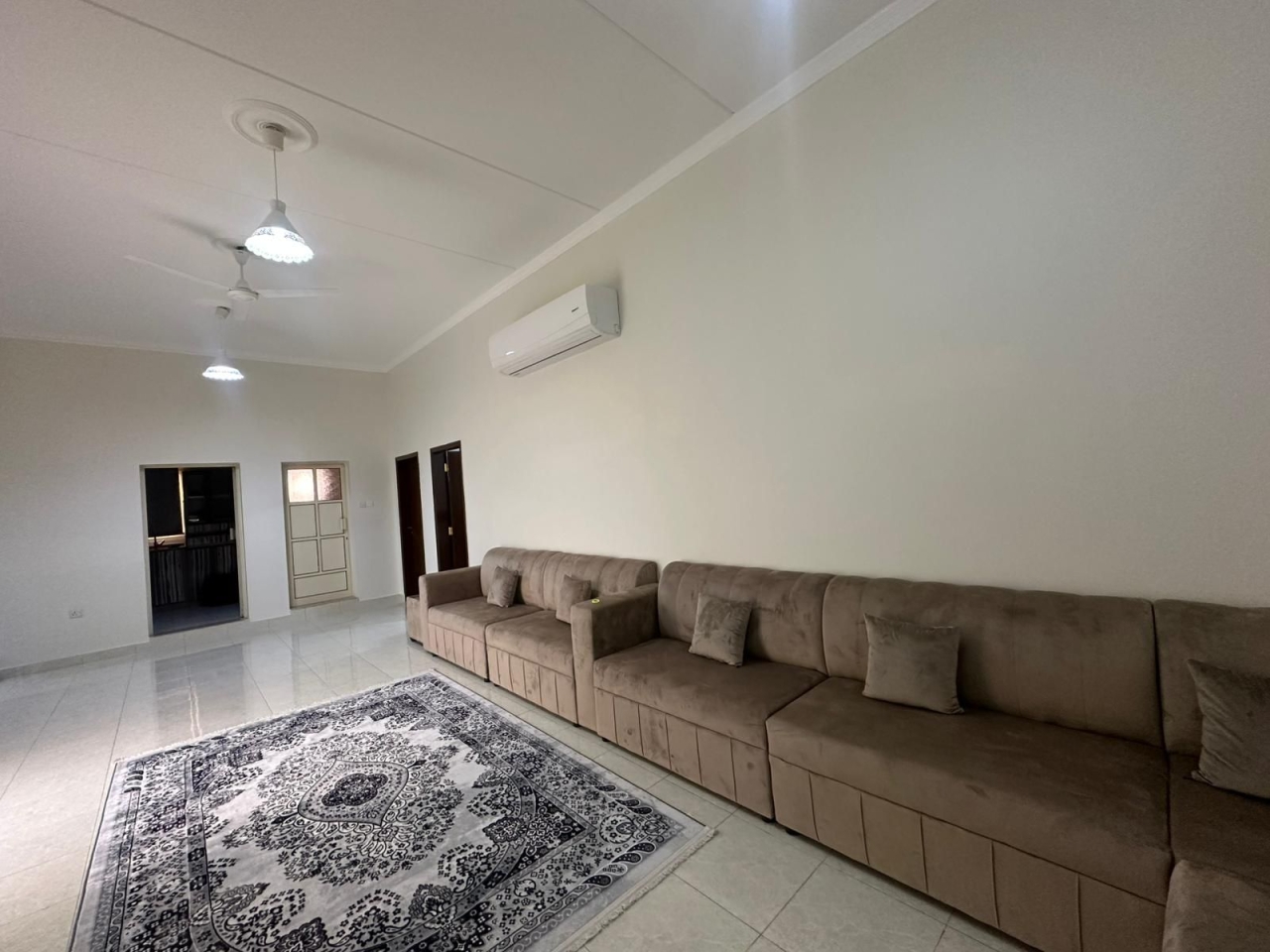property 7515 image 1