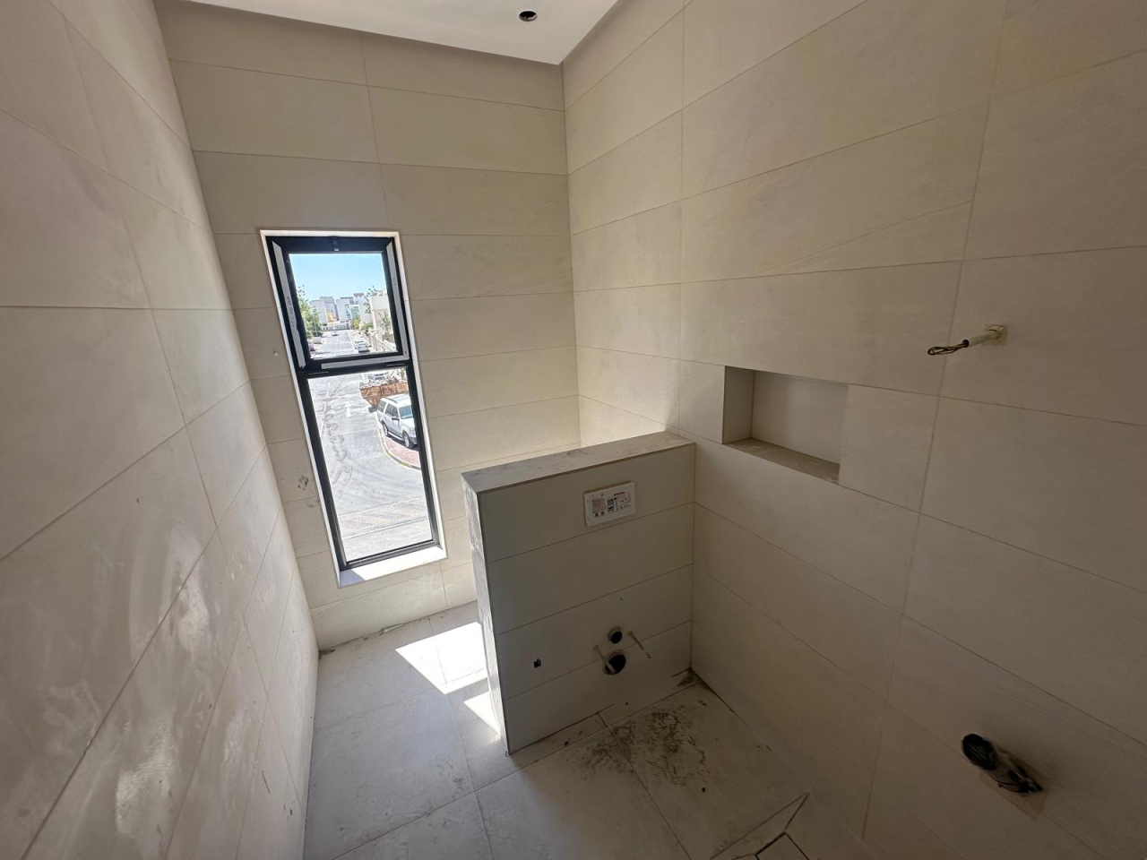 property 7516 image 4
