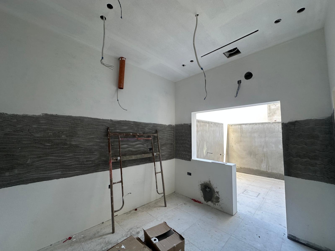 property 7516 image 3