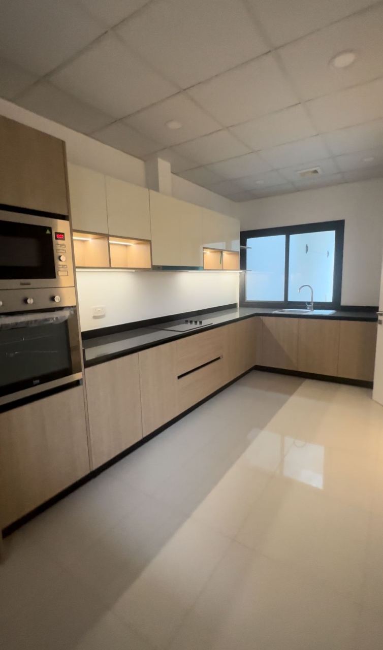 property 7545 image 3