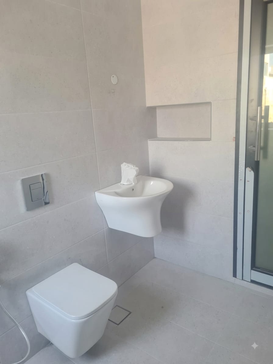 property 7554 image 3