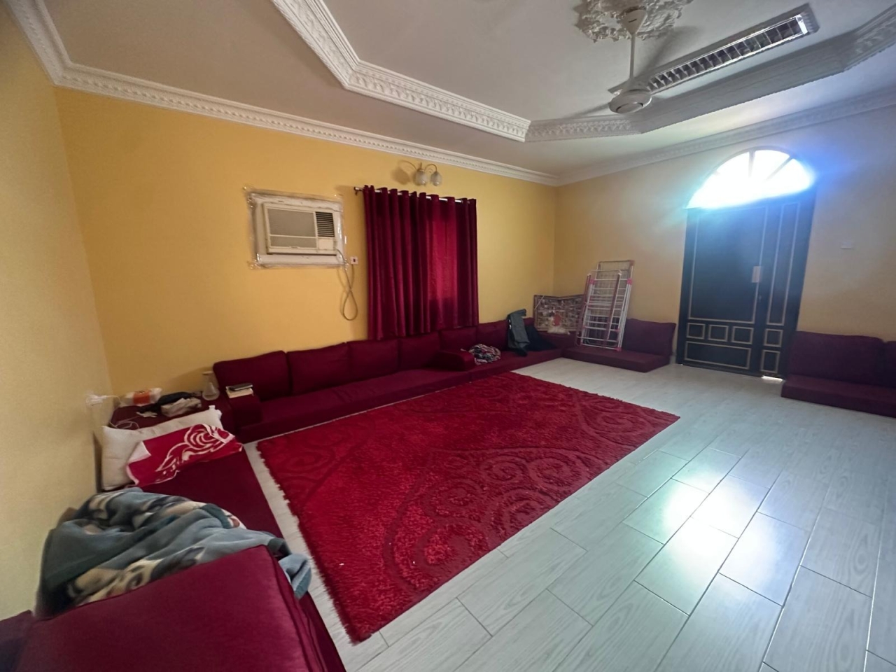 property 7557 image 2