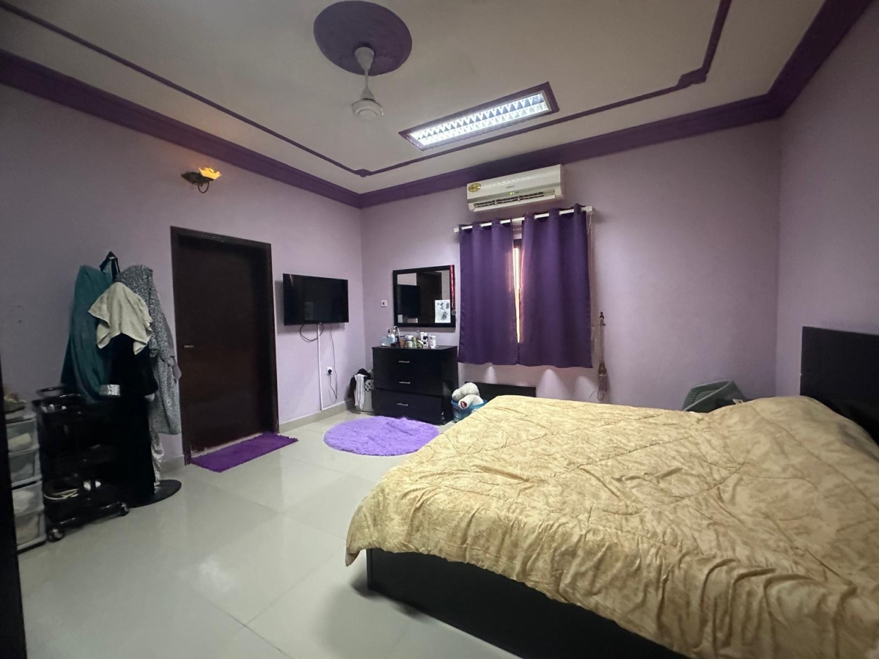 property 7557 image 4