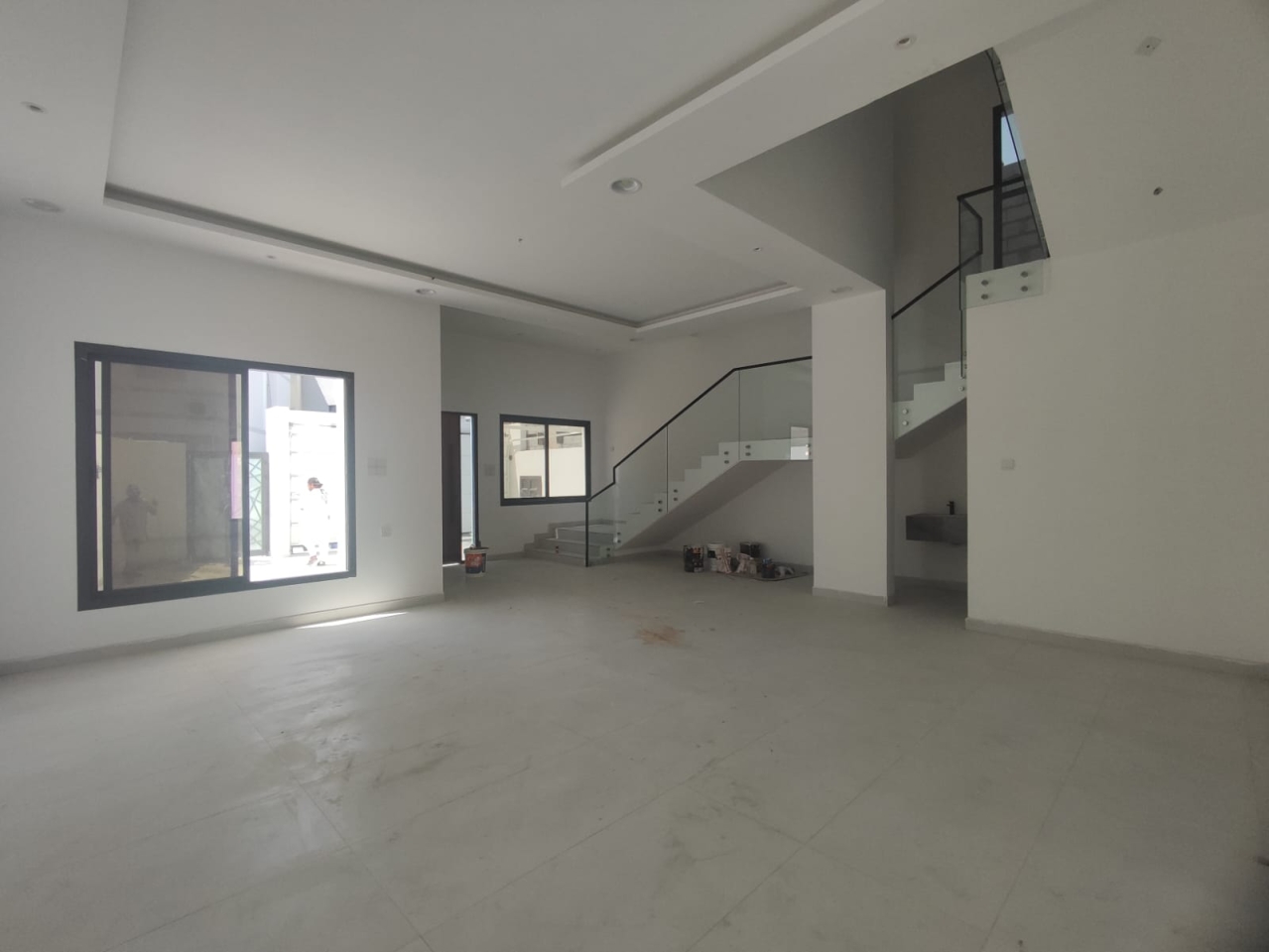 property 7571 image 0